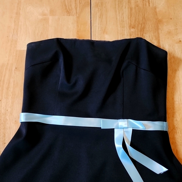 Strapless Laundry A-Line Dress - Picture 3 of 3